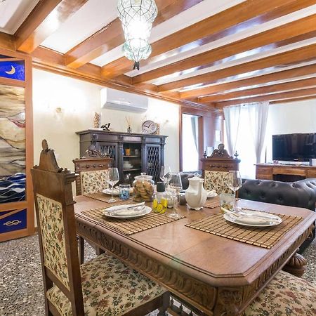 Residence Suite A Venezia Bagian luar foto
