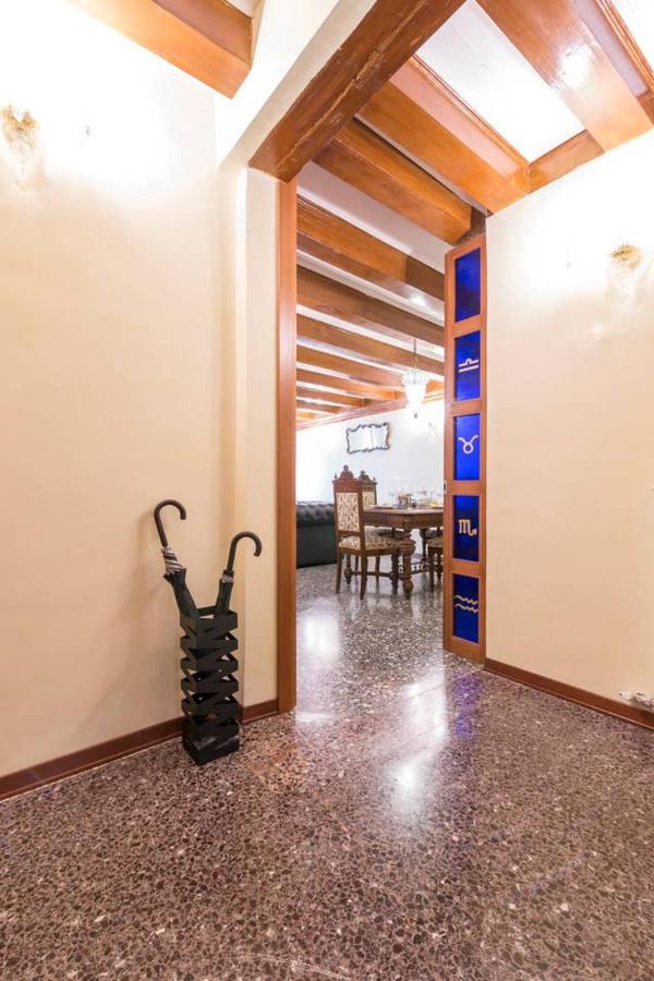 Residence Suite A Venezia Bagian luar foto