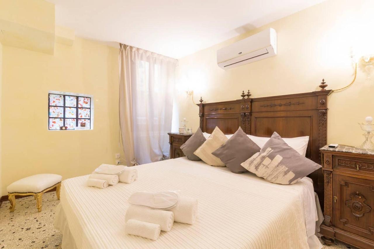 Residence Suite A Venezia Bagian luar foto